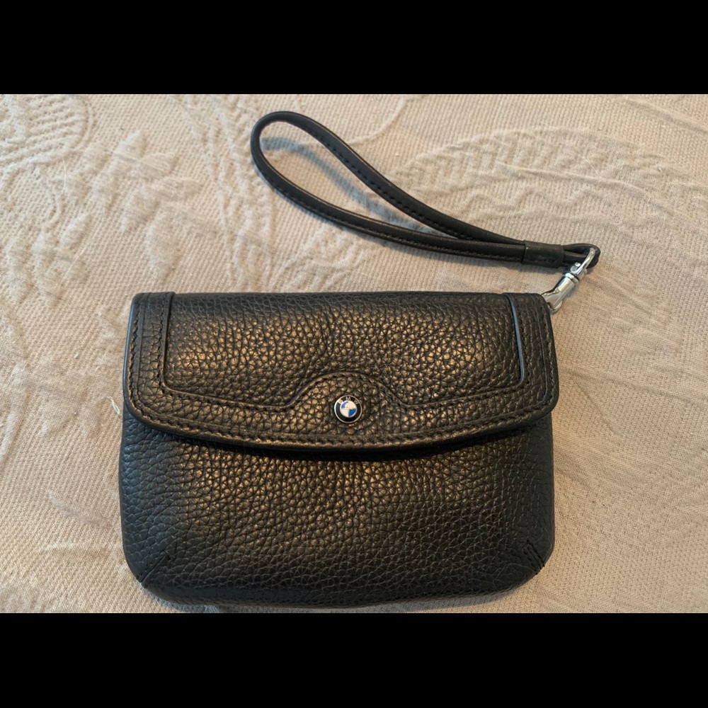 Authentic BMW wristlet 💙🤍🖤